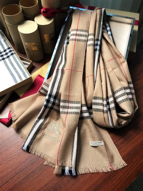 buy burberry scarf online